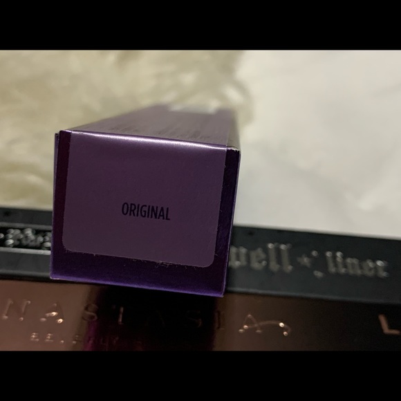 Urban Decay Eyeshadow Primer Potion - Picture 3 of 3